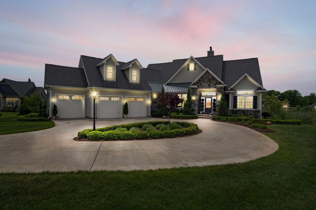 Rates Dip for the First Time in Six Weeks, Offering Buyers a Small Break